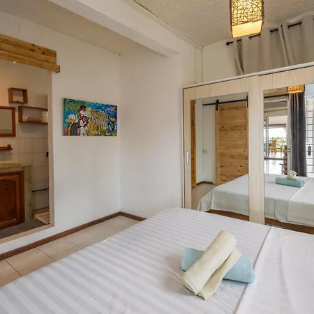 Twakila Sunset Suites La Gaulette Exterior photo
