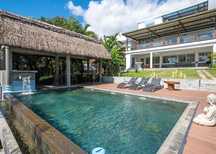 Twakila Sunset Suites
