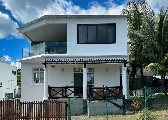 Twakila Sunset Suites