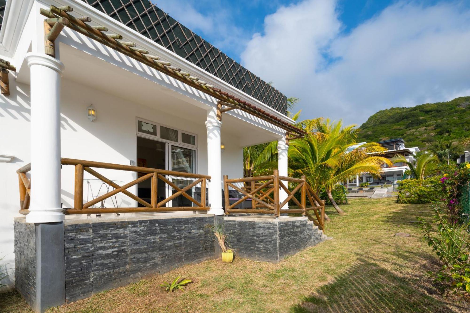 Seven Stars Apartment *